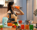 Fruit and vegetable juice machine, slow cold press extrusion grinding ancient method extraction pure juice rate 97%
